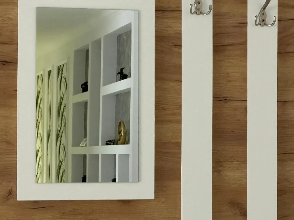 Golden Garden Luxury Apartment In Bukarest